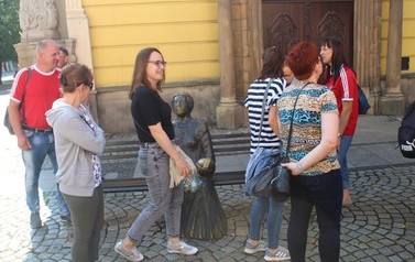 image_648344a1