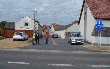 Widok na nową drogę z boku