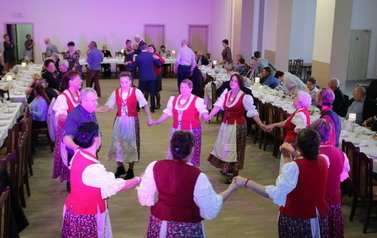 Dzień Seniora  na sali w Wilkowie Polskim