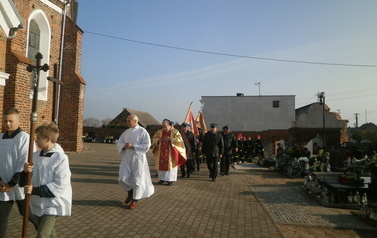 Zdjęcie przedstawia procesie 