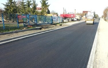 Nowa nawierzchnia ul. śliwkowej w Wielichowie