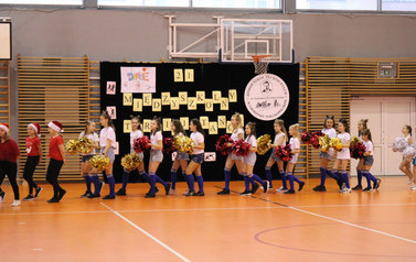 Zesp&oacute;ł cheerleaderek "Czirczerki"