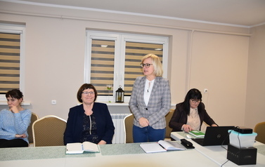 zdjęcie przedstawia zebranie sprawozdawcze KGW Łubnica
