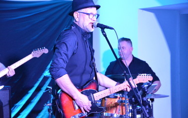 zdjęcie przedstawia koncert walentynkowy