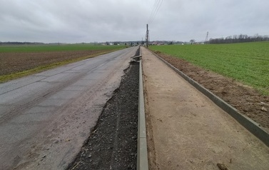 zdjęcie przedstawia remont drogi Dębsko-Prochy