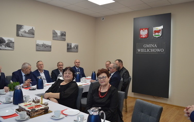 Zdjęcie przedstawia sołtys&oacute;w 