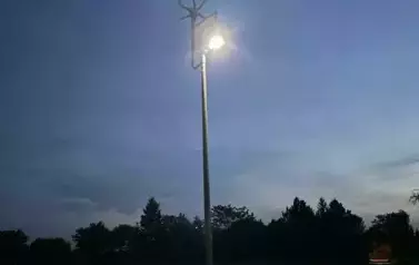 lampa solarna w m Reńsko