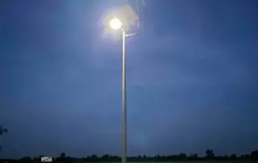 lampa solarna w m Reńsko