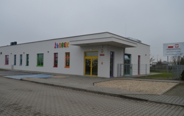 image001