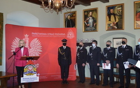 Przekazanie promes na zakup  samochod&oacute;w ratowniczo-gaśniczych dla OSP