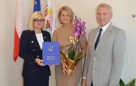 Powierzenie obowiązk&oacute;w dyrektorskich i awanse zawodowe 