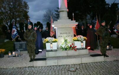 Zdjęcie do Obchody 105 rocznicy odzyskania Niepodległości w Wielichowie 