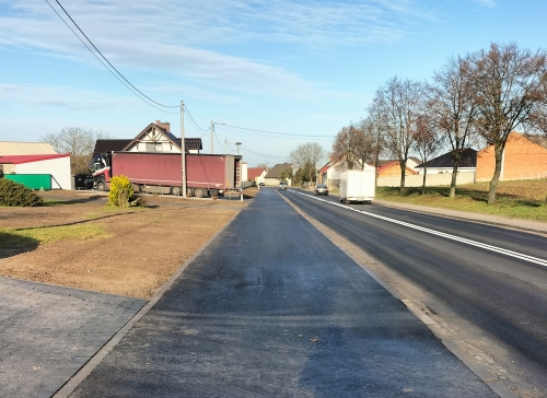 Przebudowa drogi wojew&oacute;dzkiej nr 312 w&nbsp;m. Ziemin polegająca na&nbsp;budowie drogi dla rower&oacute;w