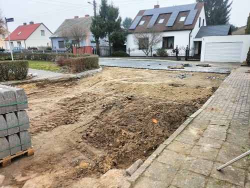 Remont odcinka drogi ul. Plac Powstańc&oacute;w Wielkopolskich w&nbsp;miejscowości Wielichowo &ndash; etap III