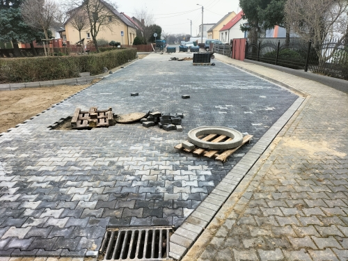 Remont odcinka drogi ul. Plac Powstańc&oacute;w Wielkopolskich w&nbsp;miejscowości Wielichowo &ndash; etap III