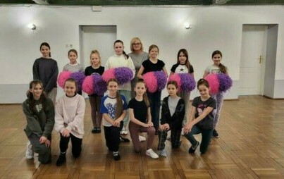 Zdjęcie do Osiągnięcia zespołu cheerleaderek z Wielichowa