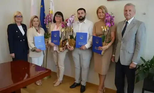 Powierzenie obowiązków dyrektorskich i awanse zawodowe 